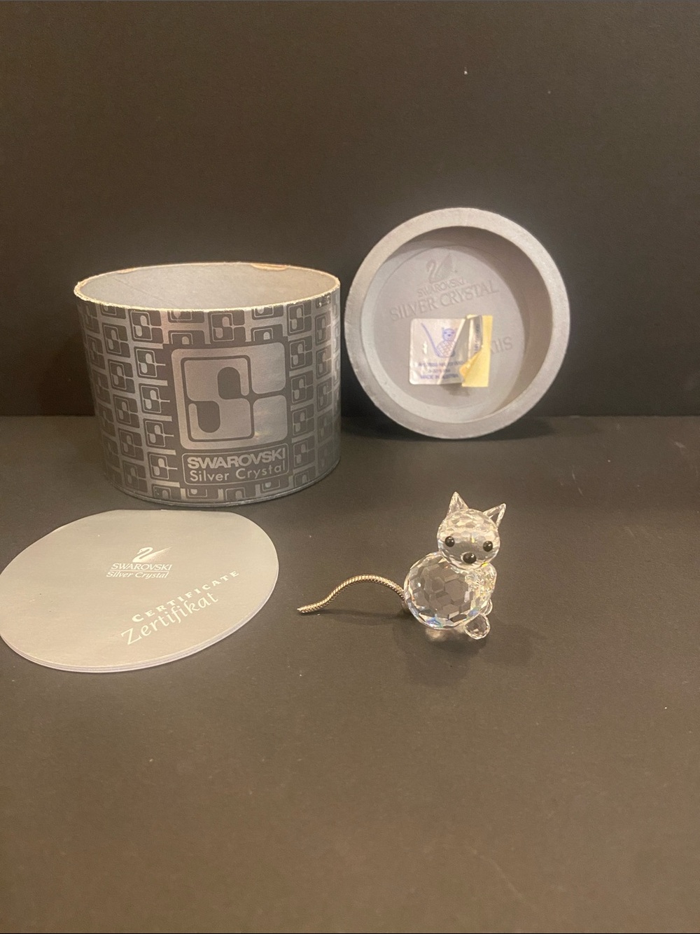 Small crystal cat figurine with packaging